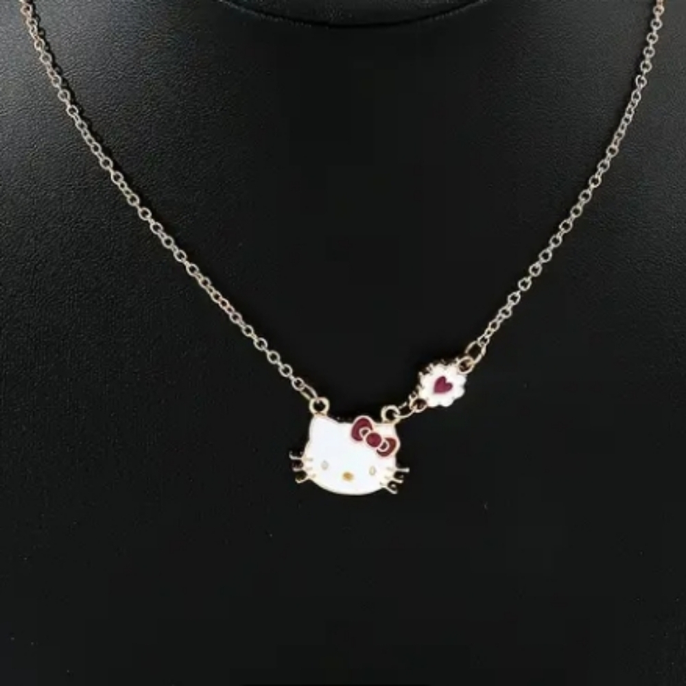 New Hello Kitty gold tone necklace - Picture 2 of 2